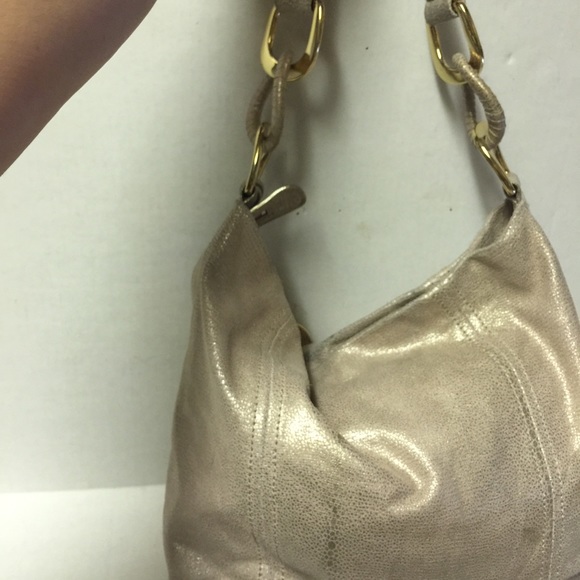 Hobo by MK - Picture 2 of 4